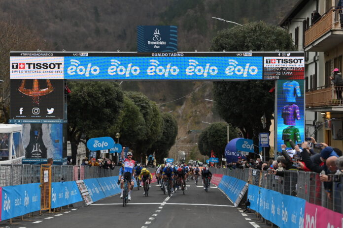 Van der Poel terza tappa Tirreno-Adriatico Gualdo Tadino