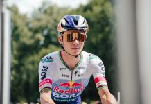 Tour de France, la rimonta di Evenepoel: «Ma un’auto dell’organizzazione mi ha rallentato»