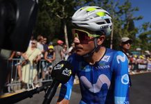 Vuelta, Cian Uijtdebroeks al via della 3ª tappa: «Forse c’è una piccola frattura alla caviglia»