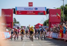 Vuelta, 16ª tappa: poker di Brennan in volata davanti a Coquard, 8° Albanese e 9° Dainese Brennan