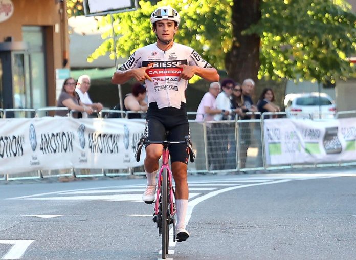 filippo agostinacchio vince piccolo giro emilia foto rodella