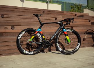 Colnago svela la livrea iridata della Y1Rs di Brandon McNulty Colnago